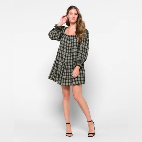 Lulus Dresses & Skirts - NWOT Lulus Alena Tiered Dress, Size Small